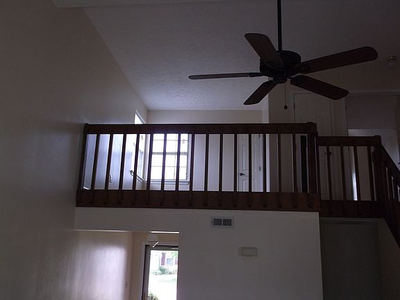 2nd image of 4047 Eagle Cove West Dr