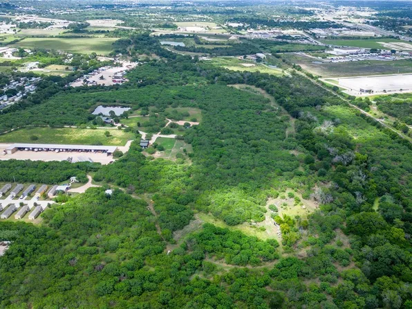 1903 Wald Rd, New Braunfels, TX 78132