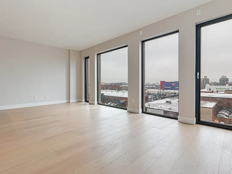 269 4th Ave #701 — Photo 4
