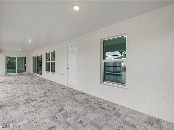 5th image of 1904 NW 18th St