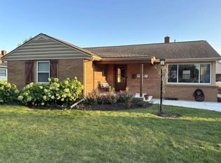 907 W Roberts Ave, Appleton, WI 54914