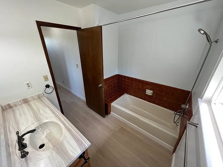 upstairs bathroom