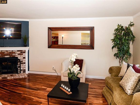 5th image of 8225 Mulberry Pl
