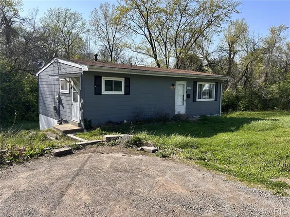 3917 Lada Ave, Saint Louis, MO 63121