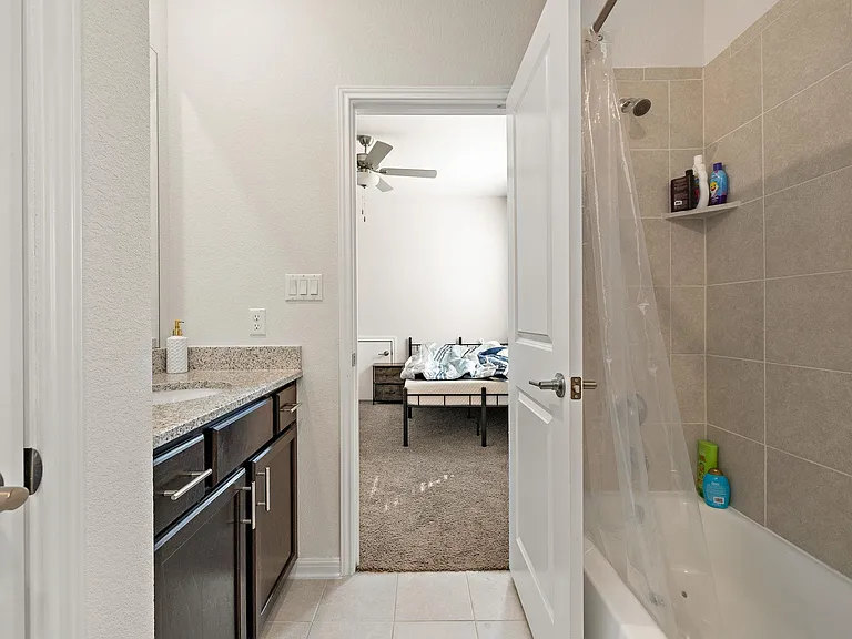 604 Spindrift Ln — Photo 24