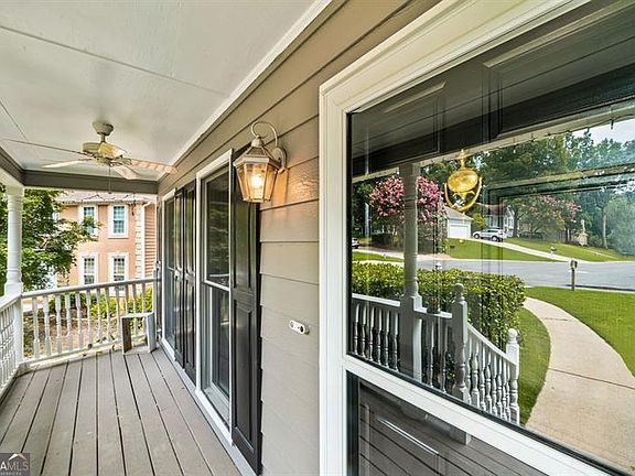 3rd image of 312 Clubhouse Ct NW