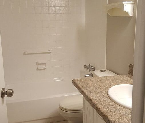 5th image of 3120 29th Ave N