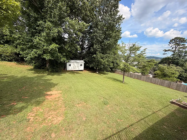 1124 Live Oak Cir — Photo 27