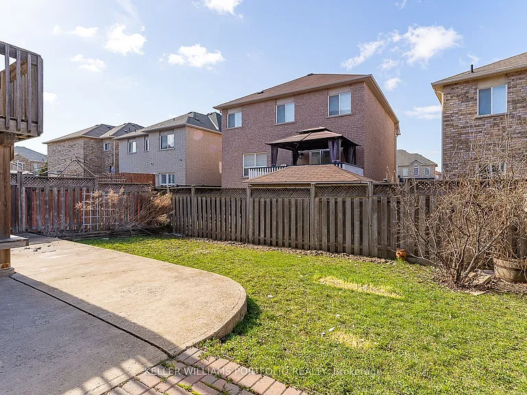 99 Dells Cres — Photo 44