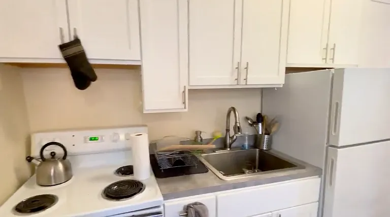 883 Huntington Ave — Photo 59