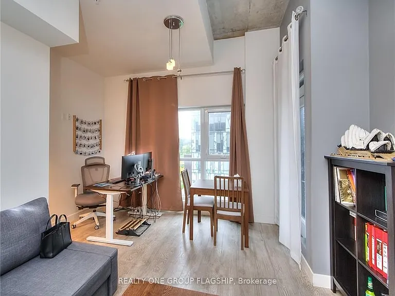 1 Victoria St S #501 — Photo 9