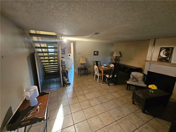 16715 Vanowen St APT C, Van Nuys, CA 91406