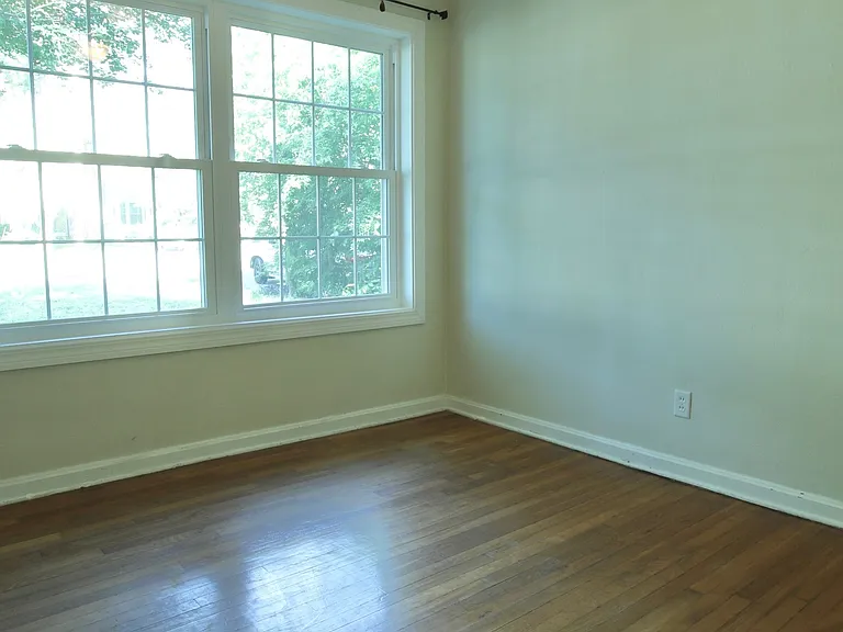 1554 Geraldine Dr — Photo 15