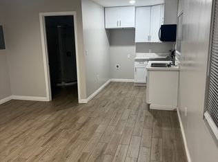 3621 Balboa Dr #B, Bakersfield, CA 93304