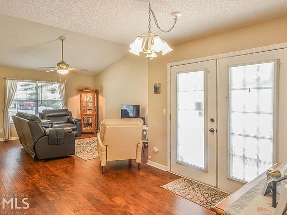 5th image of 105 Turtle Creek Dr