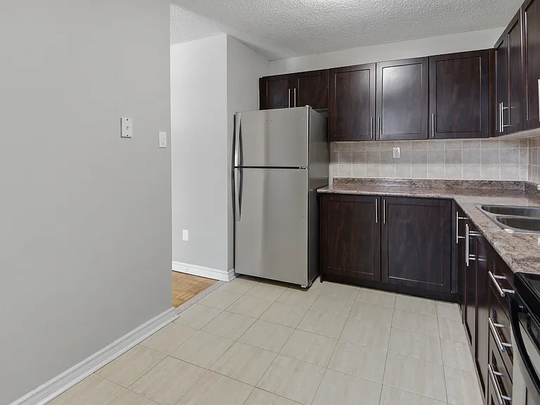20 Stonehill Ct — Photo 15