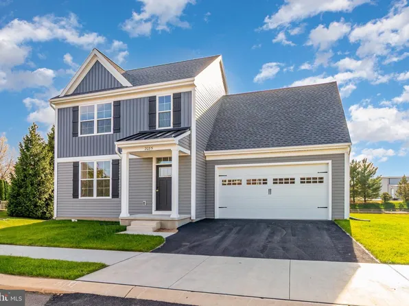 2085 Andrew Ave, Elizabethtown, PA 17022