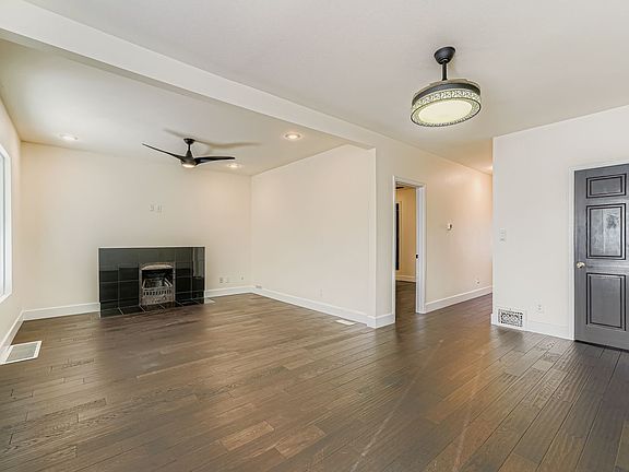 2nd image of 3035 W 38th Ave