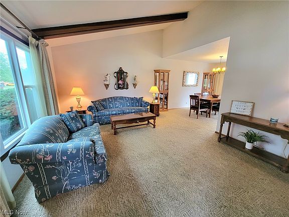 3rd image of 11805 Gross Dr