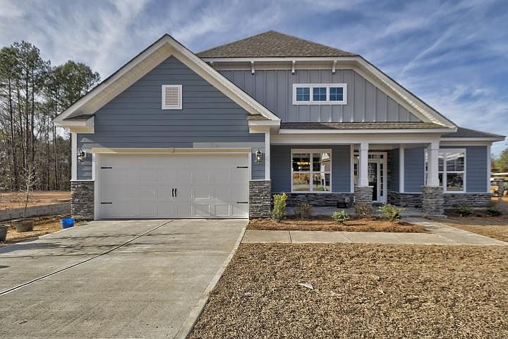 168 Southern Lake Court, Camden, SC