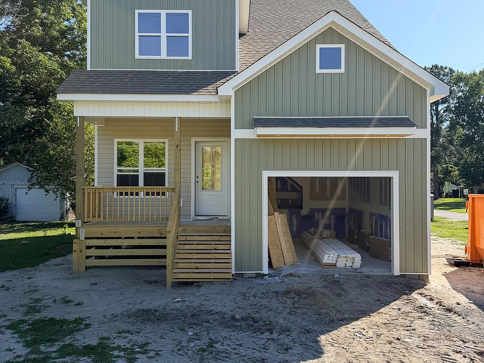 1st image of 3300 Oaks Road