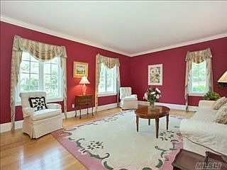 3rd image of 21 Hunt Ct