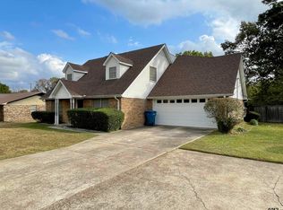 512 E Magnolia Dr, Mount Pleasant, TX 75455