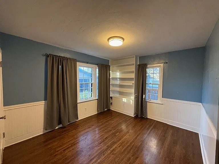 2324 S Jefferson St — Photo 17