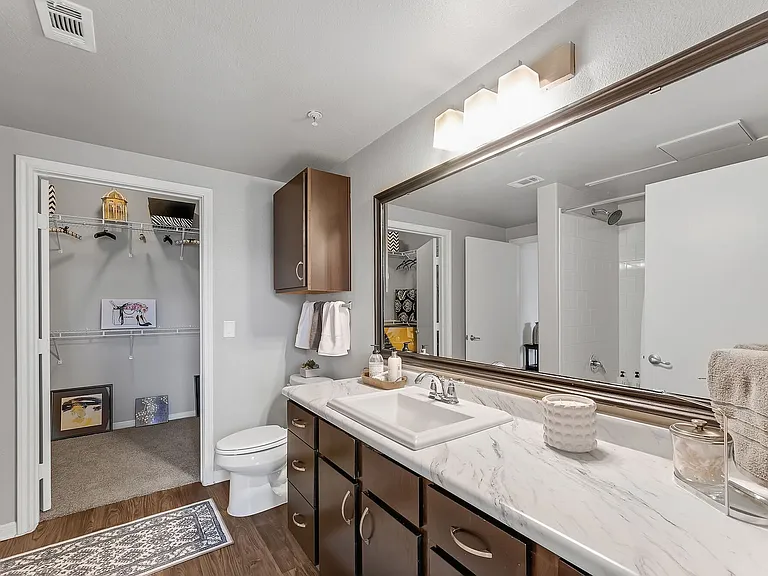 Gateway Cedars Apartments — Photo 16