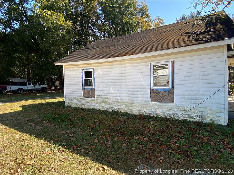 2nd image of 207 S Cross St