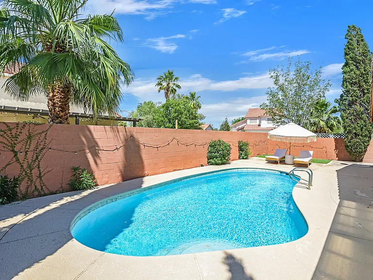 572 Macbrey Dr — Photo 30