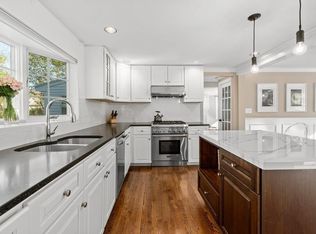 257 Oakland St, Wellesley, MA 02481