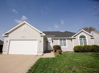 714 Hallbrooke Dr, Warrensburg, MO 64093