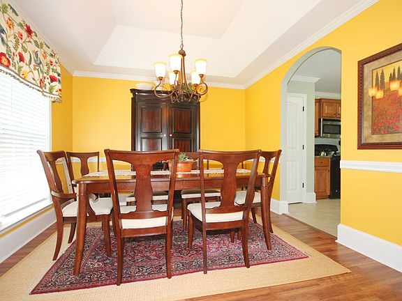5th image of 608 Huntwood Ln