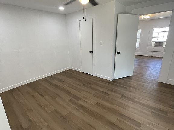 5th image of 2715 Woodlawn Blvd #7