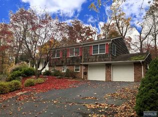 67 Malcolm Rd, Mahwah, NJ 07430