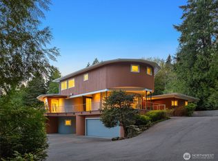 6705 NE Baker Hill Rd, Bainbridge Island, WA