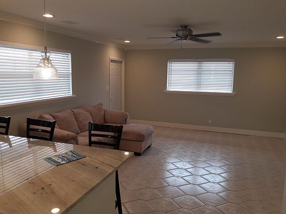 2nd image of 2750 NE 28th Ct APT 8