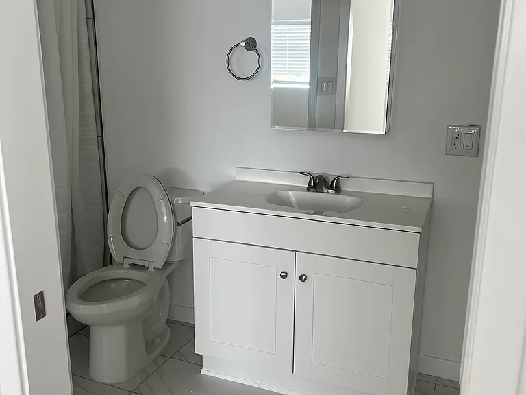 4181 S Naomi Ave #4181 — Photo 6