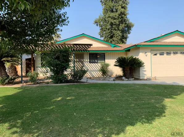 5500 Wonder Ln, Bakersfield, CA 93309