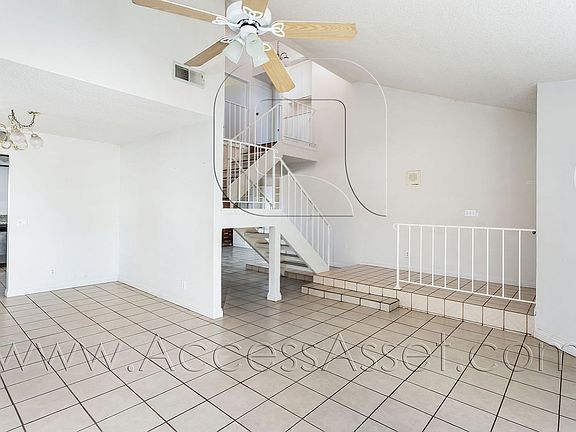 2nd image of 44008 Galicia Dr