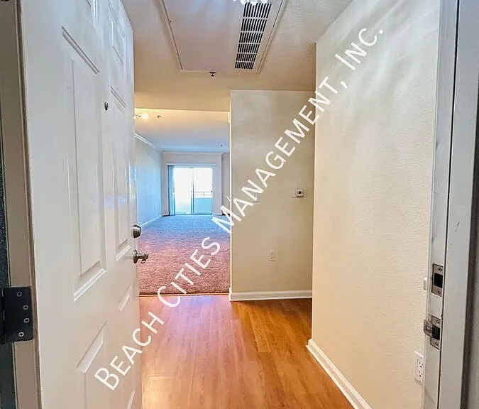838 Pine Ave #408 — Photo 7