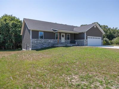 1541 Fairfield Dr, Lebanon, MO, 65536
