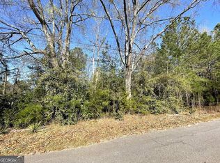 836 Mercer Dr, Elberton, GA 30635