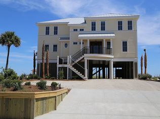 1004 Palmetto Blvd, Edisto Island, SC 29438