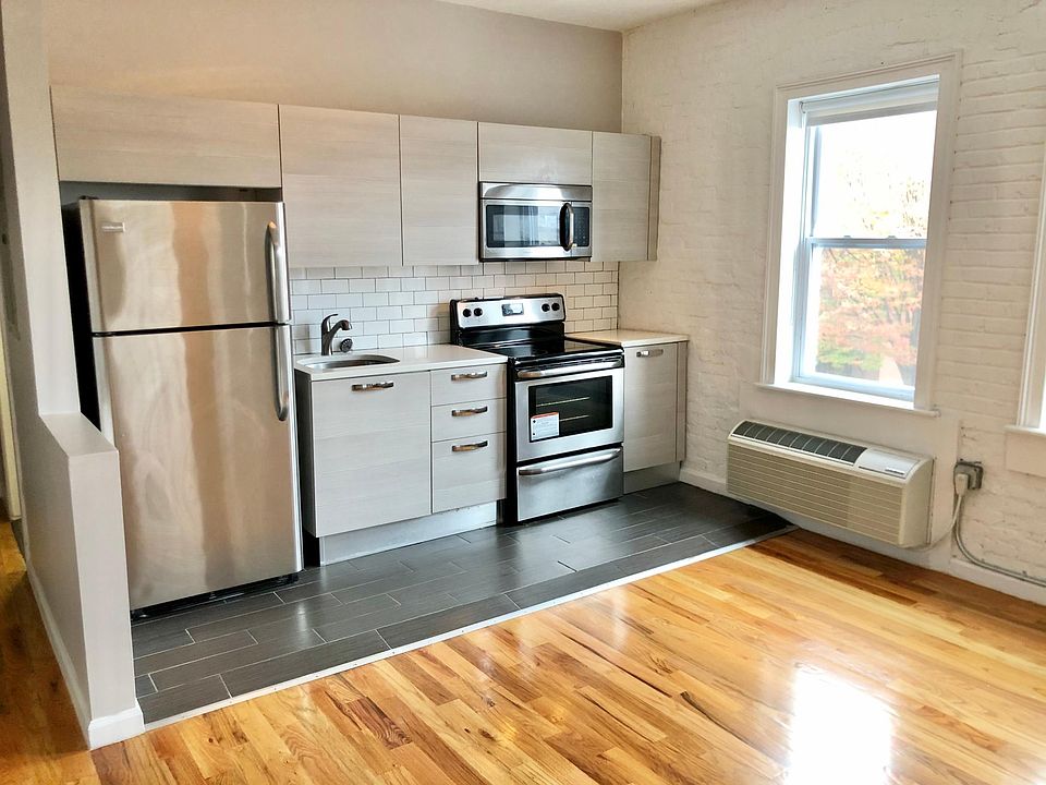 1st image of 231 E North Ave APT 12