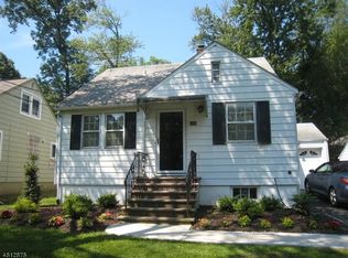 116 Baltusrol Way, Springfield, NJ 07081