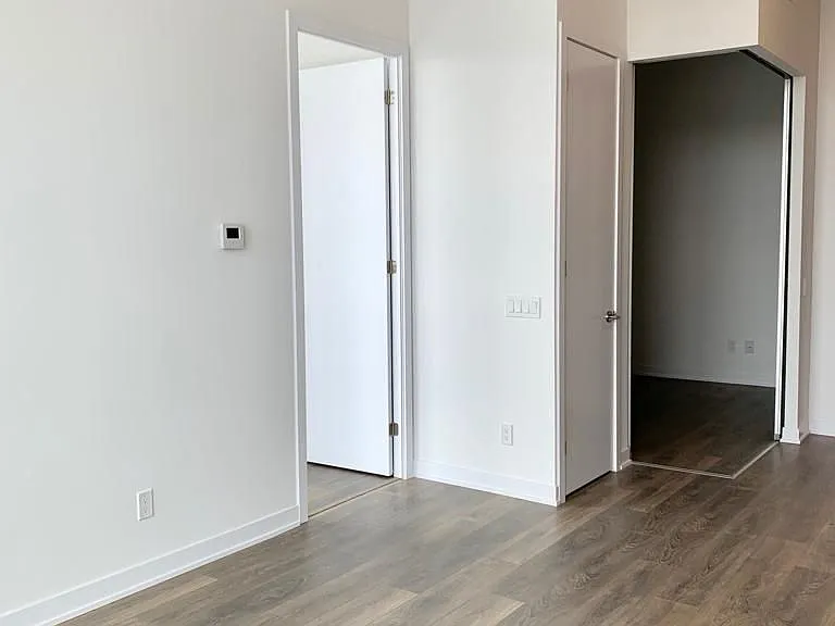 87 Peter St #Penthouse 209 — Photo 9
