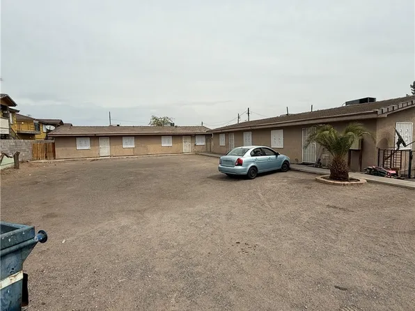 425 E Merlayne Dr, Henderson, NV 89011