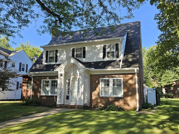 2212 Cumberland St, Rockford, IL 61103